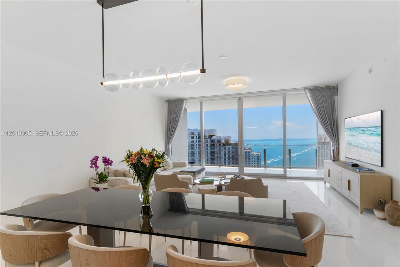 300 Biscayne Blvd Way, Unit 3503C, Miami, FL 33131 Photo