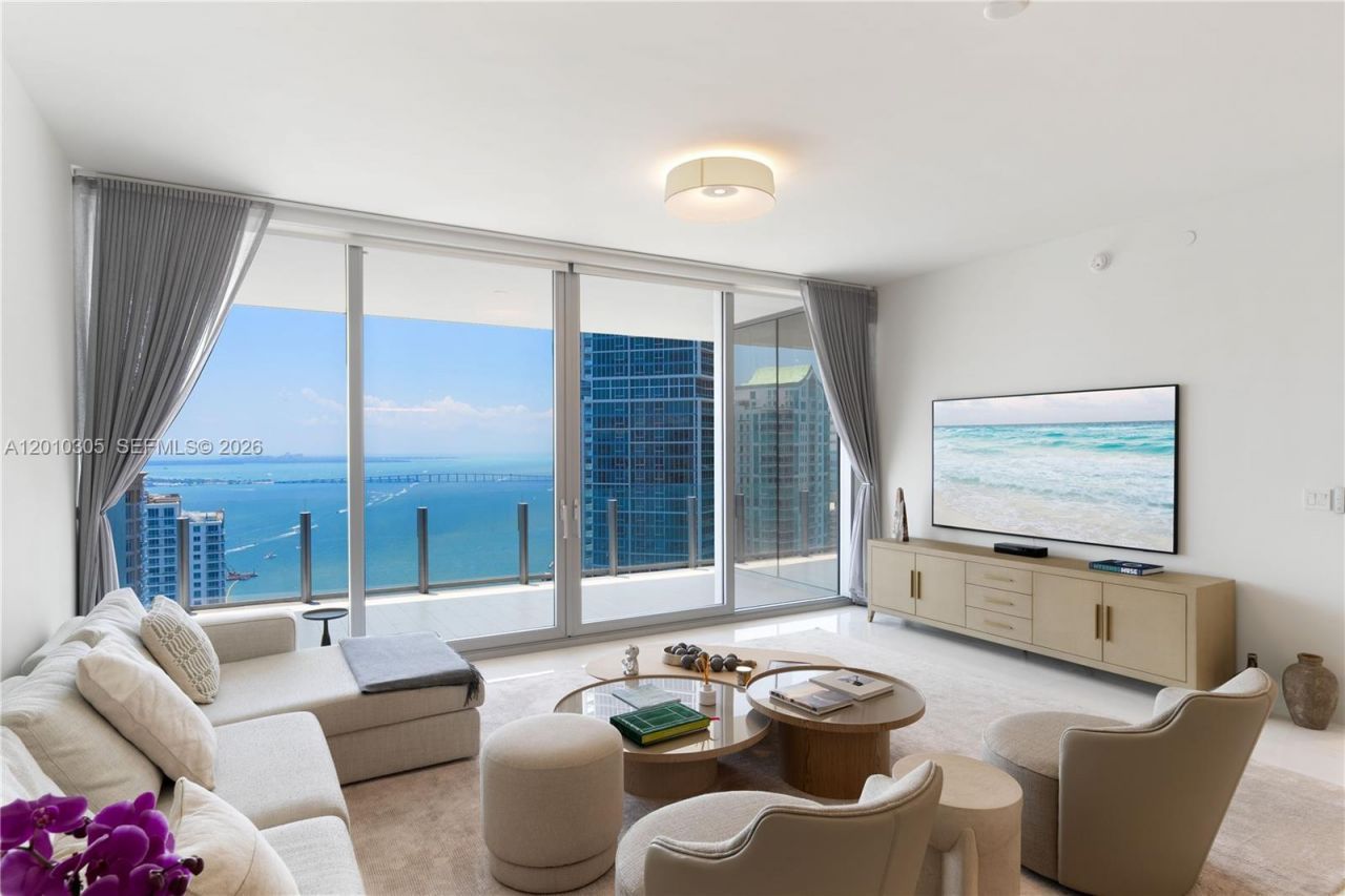 300 Biscayne Blvd Way, Unit 3503C, Miami, FL 33131 Photo