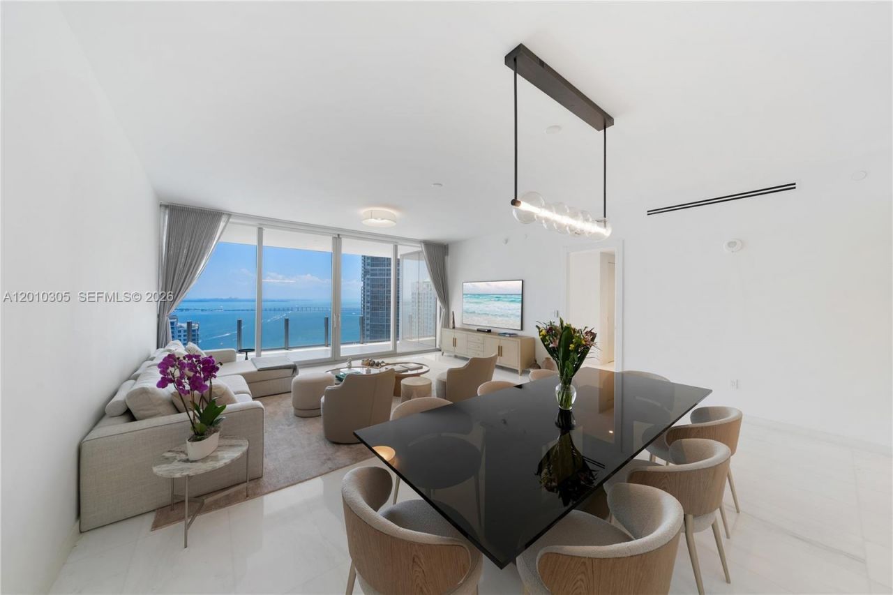 300 Biscayne Blvd Way, Unit 3503C, Miami, FL 33131 Photo