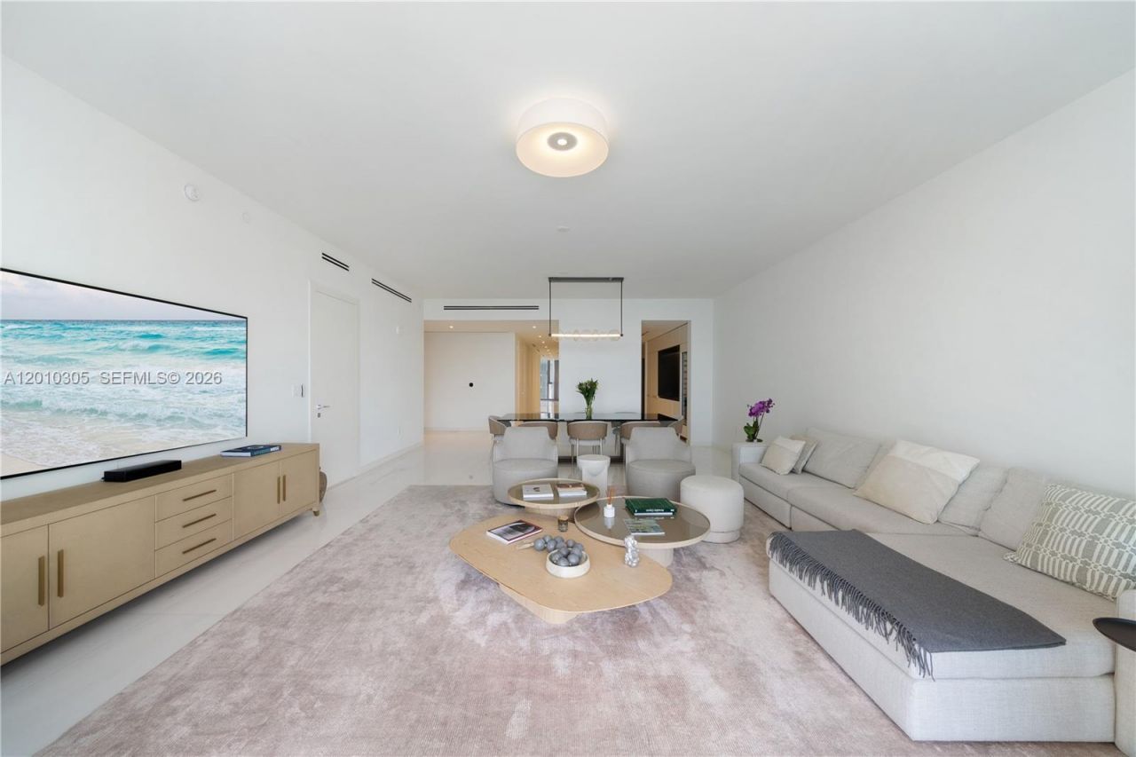 300 Biscayne Blvd Way, Unit 3503C, Miami, FL 33131 Photo
