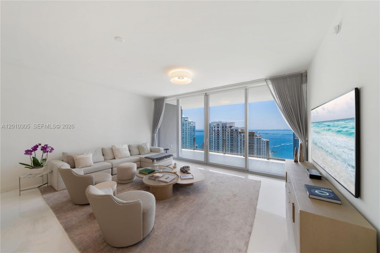 300 Biscayne Blvd Way, Unit 3503C, Miami, FL 33131 Photo