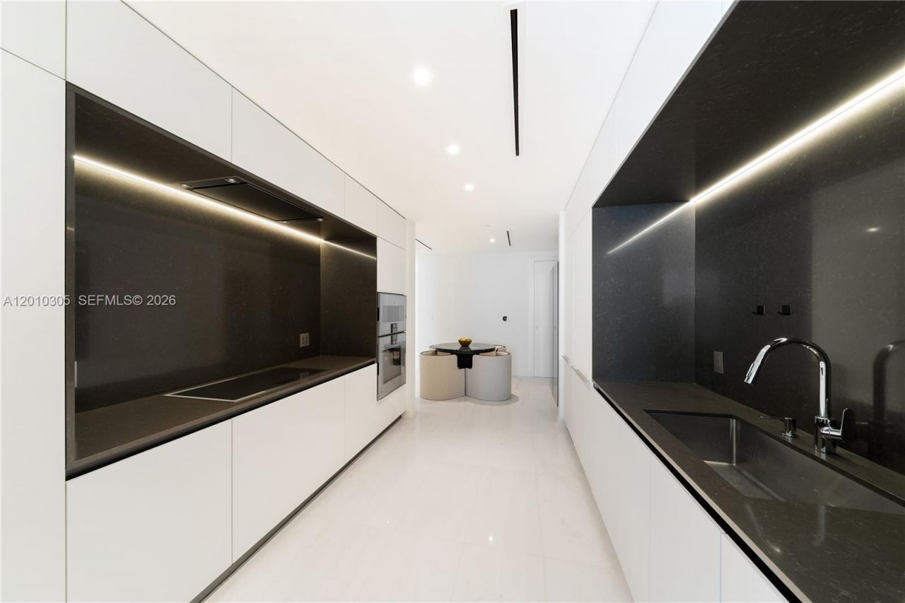 300 Biscayne Blvd Way, Unit 3503C, Miami, FL 33131 Photo
