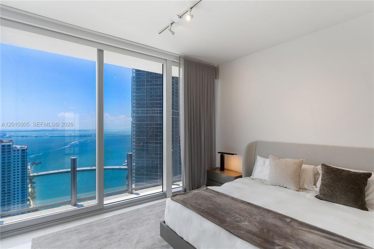 300 Biscayne Blvd Way, Unit 3503C, Miami, FL 33131 Photo