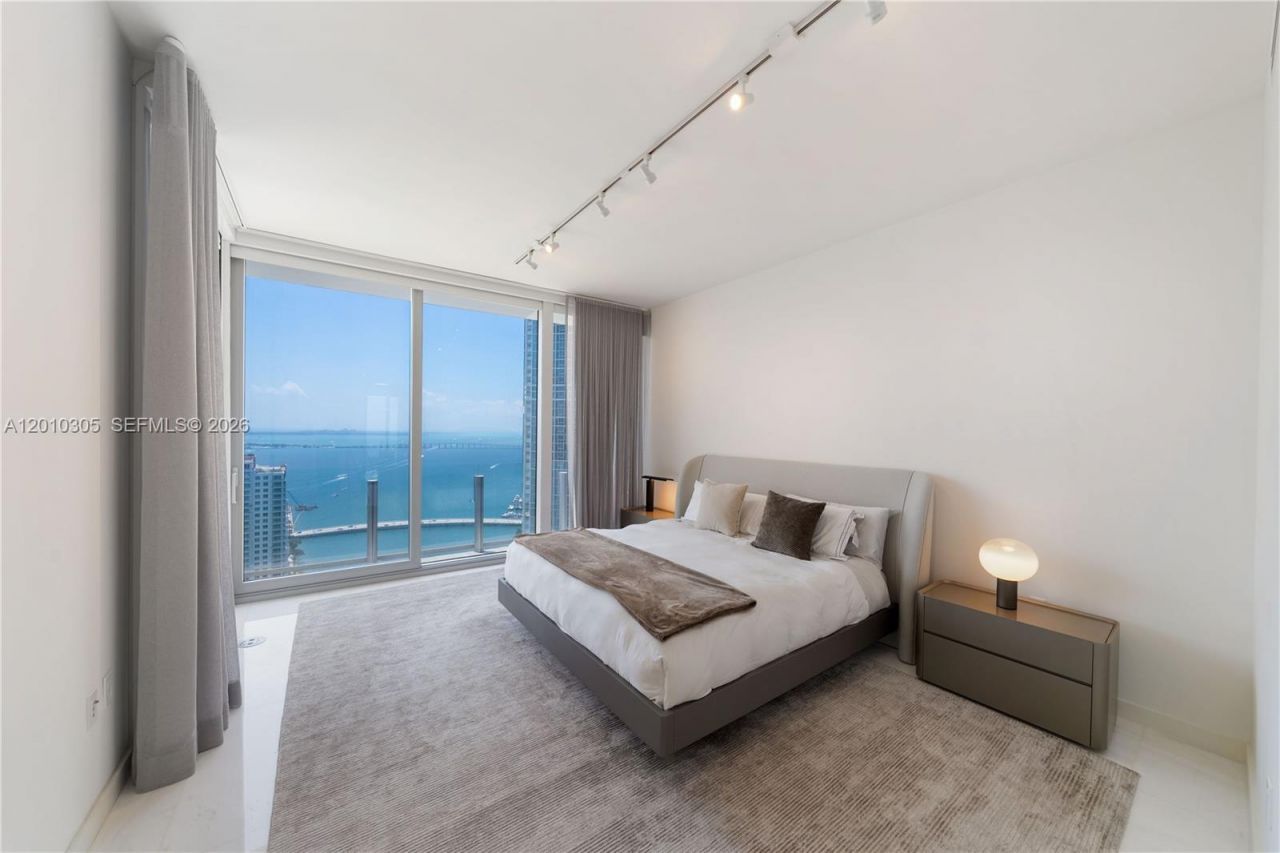 300 Biscayne Blvd Way, Unit 3503C, Miami, FL 33131 Photo