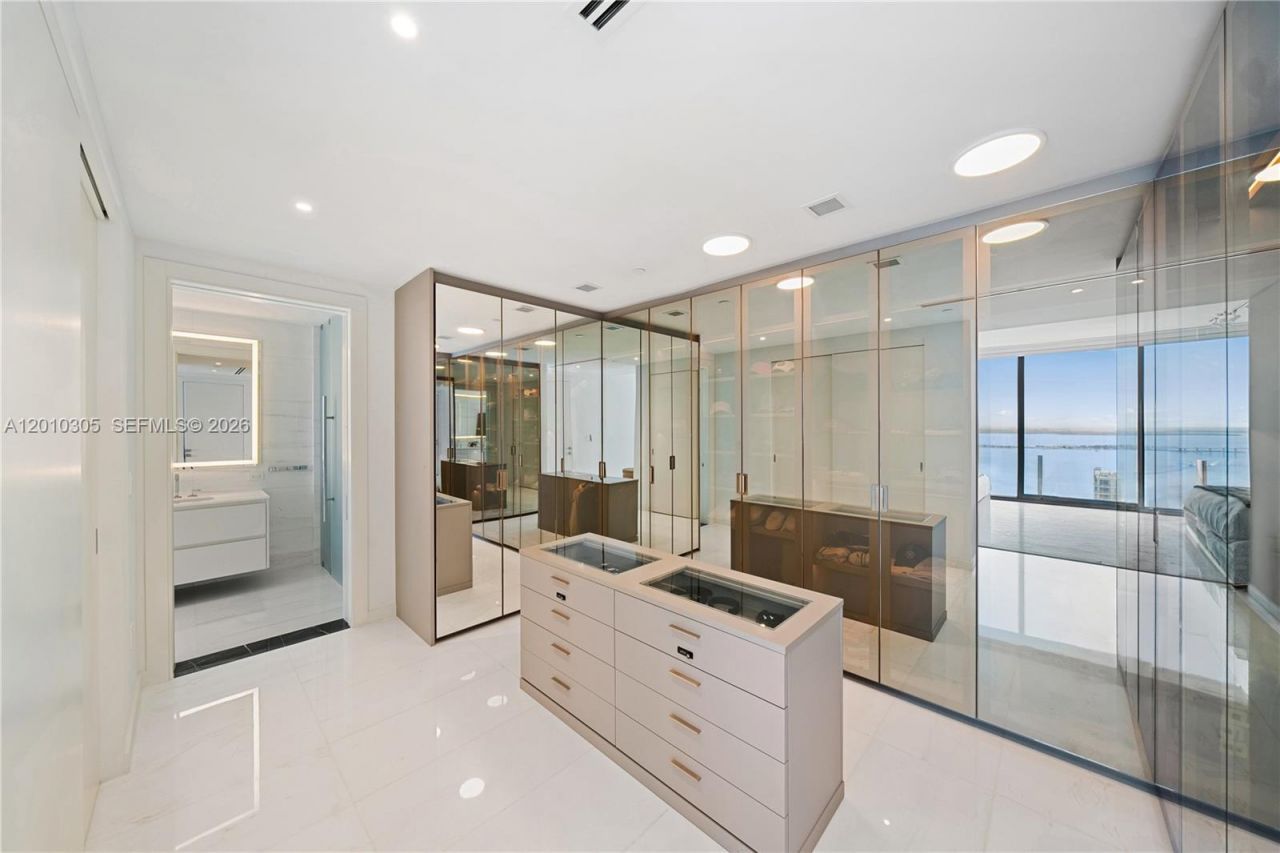 300 Biscayne Blvd Way, Unit 3503C, Miami, FL 33131 Photo