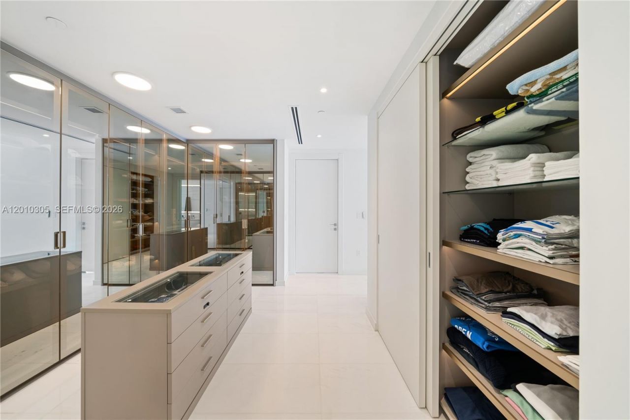 300 Biscayne Blvd Way, Unit 3503C, Miami, FL 33131 Photo