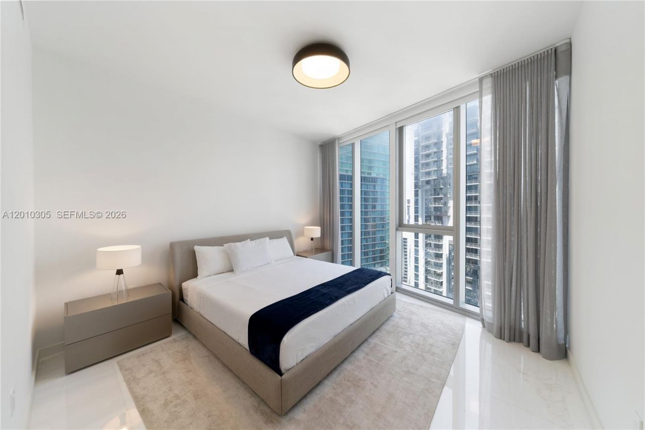 300 Biscayne Blvd Way, Unit 3503C, Miami, FL 33131 Photo