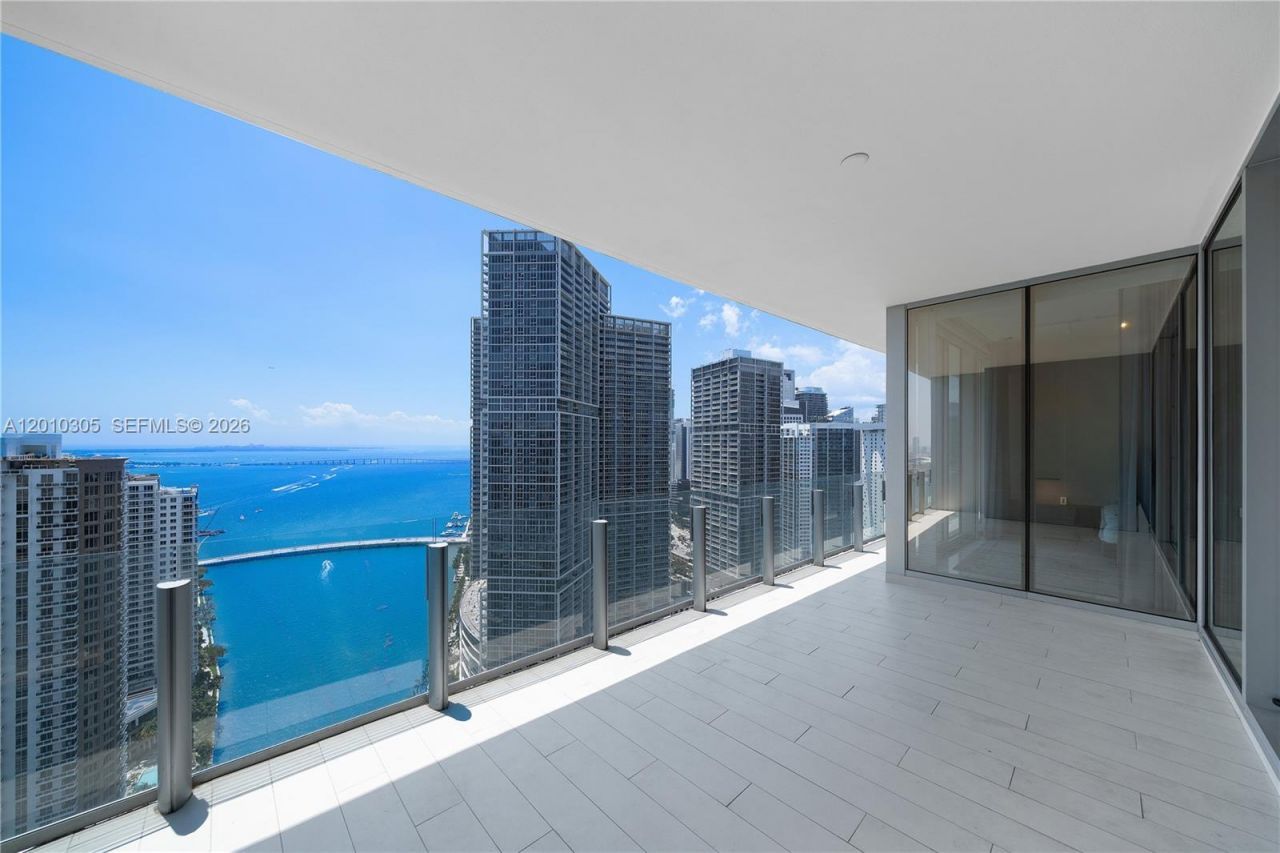 300 Biscayne Blvd Way, Unit 3503C, Miami, FL 33131 Photo