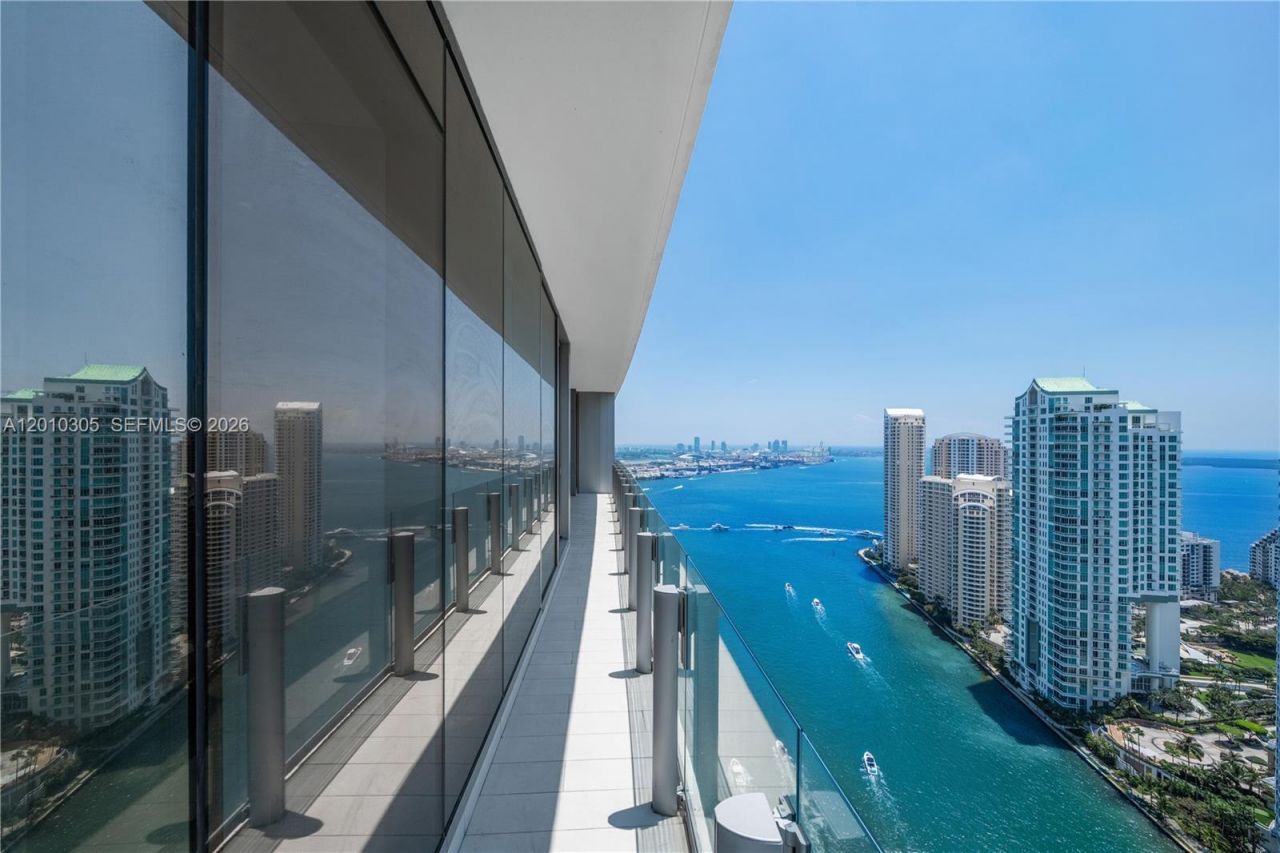 300 Biscayne Blvd Way, Unit 3503C, Miami, FL 33131 Photo