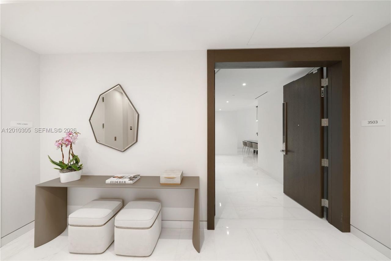 300 Biscayne Blvd Way, Unit 3503C, Miami, FL 33131 Photo