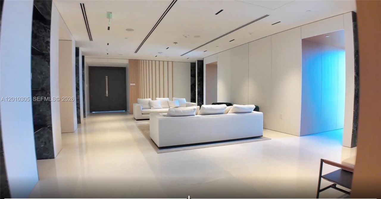 300 Biscayne Blvd Way, Unit 3503C, Miami, FL 33131 Photo