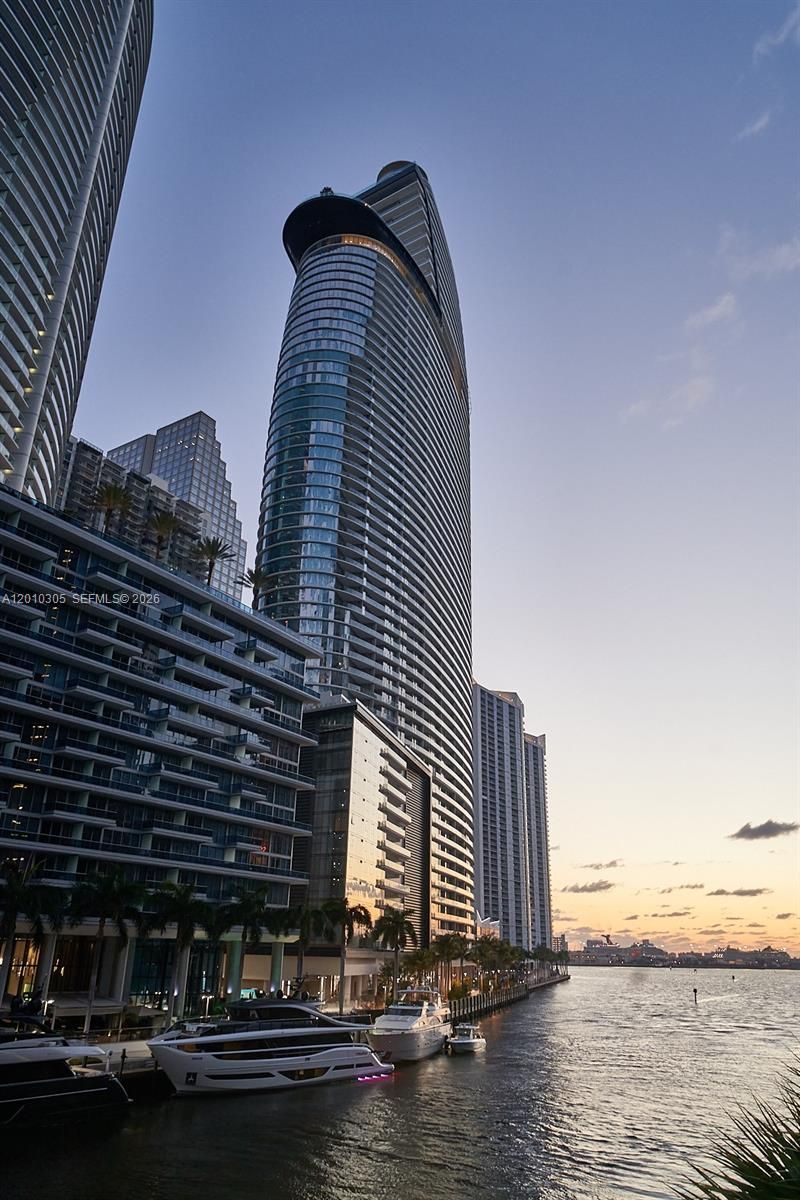300 Biscayne Blvd Way, Unit 3503C, Miami, FL 33131 Photo