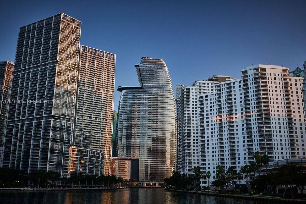 300 Biscayne Blvd Way, Unit 3503C, Miami, FL 33131 Photo