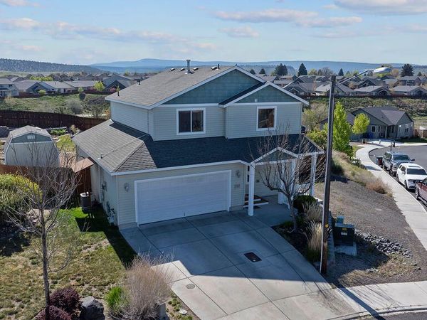 792 NE Robin Place, Prineville, OR 97754