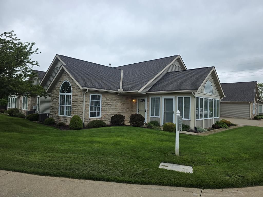 1116 Cobblefield Dr, Ontario, OH 44903 Main Photo