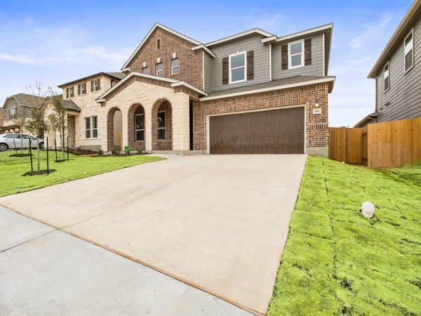 1917 Stringer PASS, Leander, TX 78641