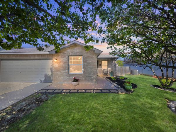 804 Pampas Ricas DR, Leander, TX 78641
