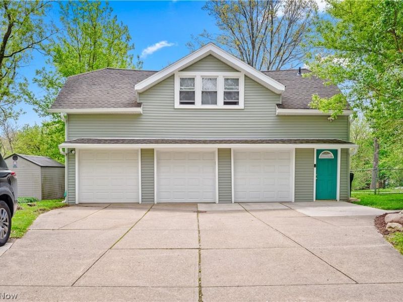 2136 E Sprague Road, Broadview Heights, OH 44147 Photo 3