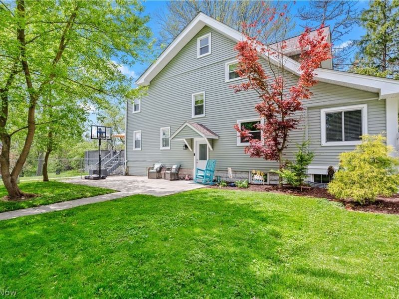 2136 E Sprague Road, Broadview Heights, OH 44147 Photo 4