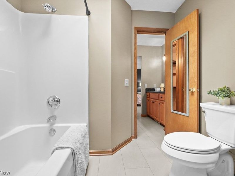 392 Maplewood Drive, Alliance, OH 44601 Photo 28