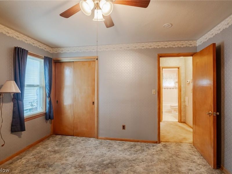 9609 Alexander Road, Garfield Heights, OH 44125 Photo 12