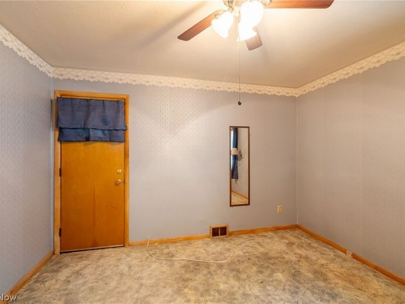 9609 Alexander Road, Garfield Heights, OH 44125 Photo 13