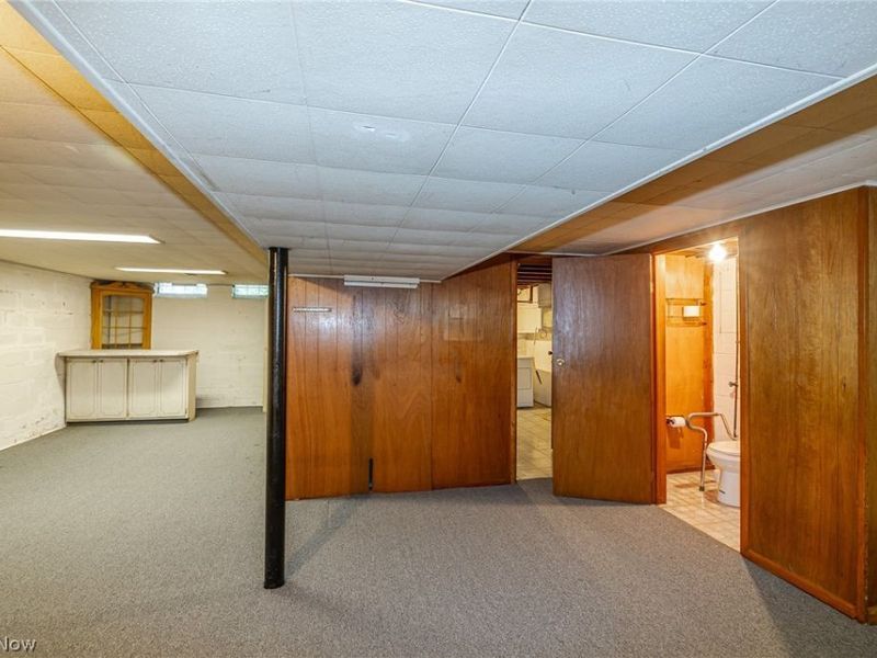 9609 Alexander Road, Garfield Heights, OH 44125 Photo 24