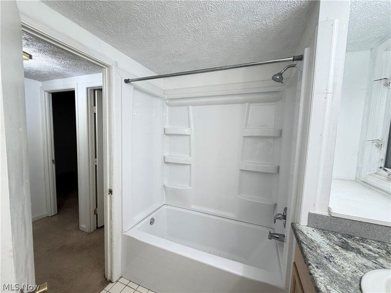 10408 N Church Drive, Unit 420, Parma Heights, OH 44130 Photo 10