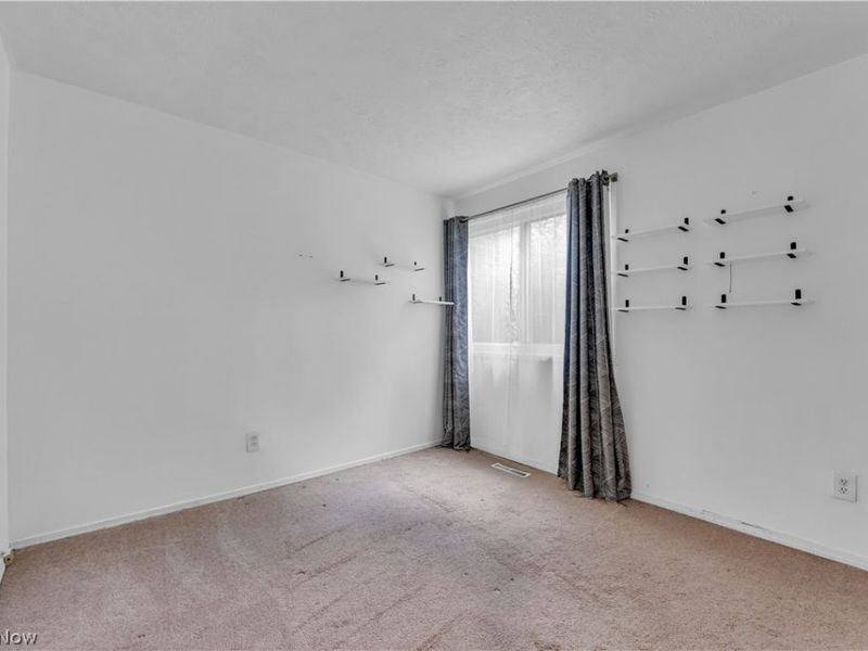 10408 N Church Drive, Unit 420, Parma Heights, OH 44130 Photo 2
