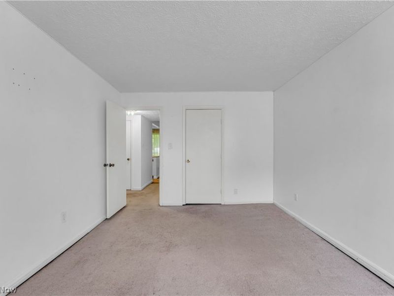 10408 N Church Drive, Unit 420, Parma Heights, OH 44130 Photo 7