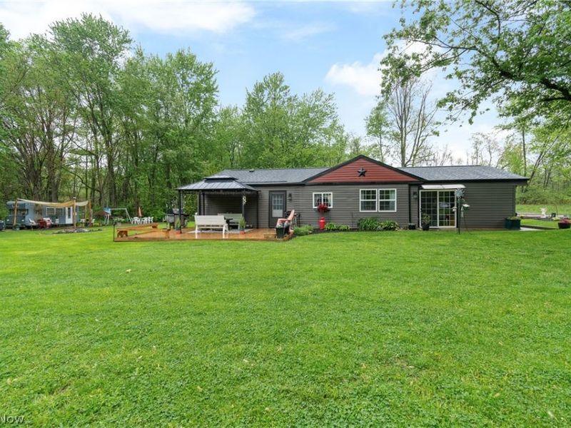 1057 Tremont Avenue NE, East Canton, OH 44730 Photo 27