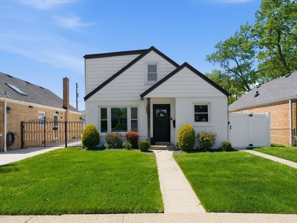 5204 S Oak Park Avenue , Chicago, IL 60638