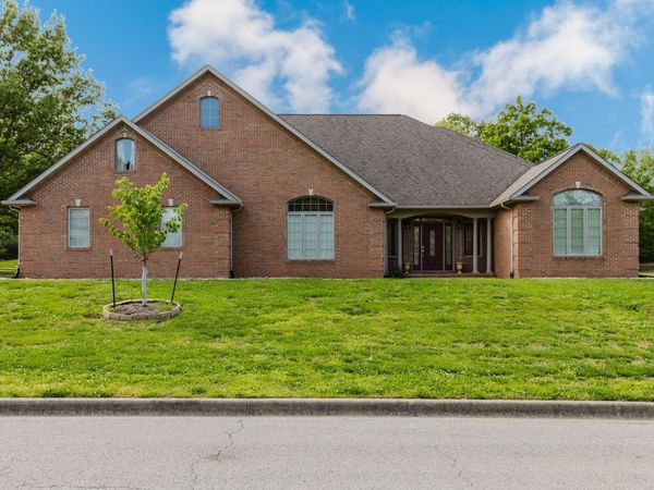 2768 Kokopelli Drive , Marion, IL 62959