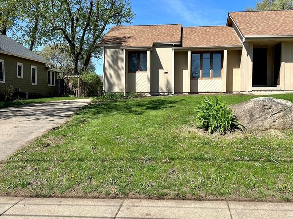 4406 61st Street, Urbandale, IA 50322