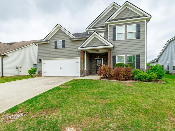 10829 Prairie Lake Drive, Apison, TN 37302