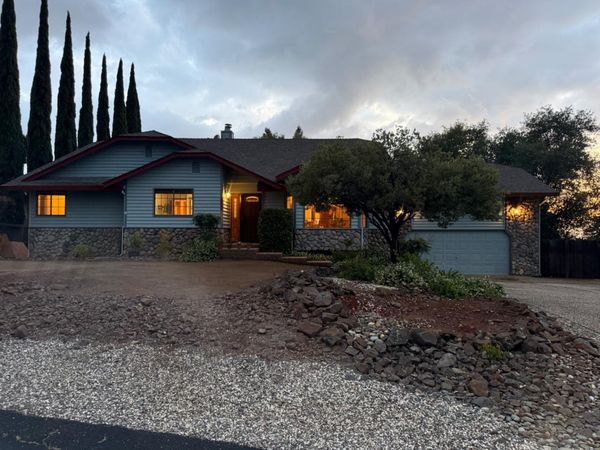 2842 Cornada Ct, Cameron Park, CA 95682