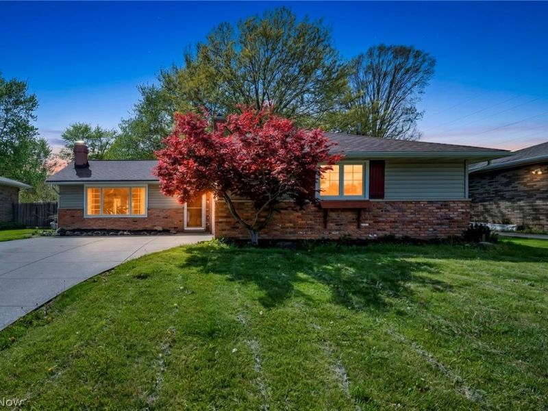 7850 E Linden Lane, Parma, OH 44130 Photo 1