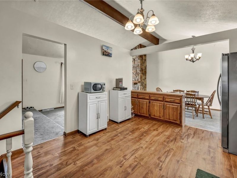 7850 E Linden Lane, Parma, OH 44130 Photo 11