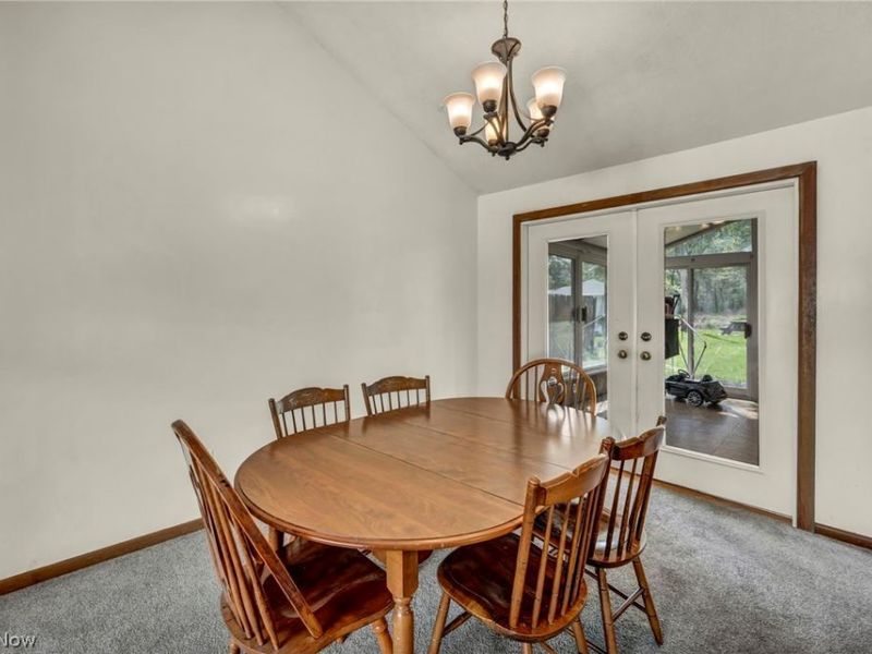 7850 E Linden Lane, Parma, OH 44130 Photo 12
