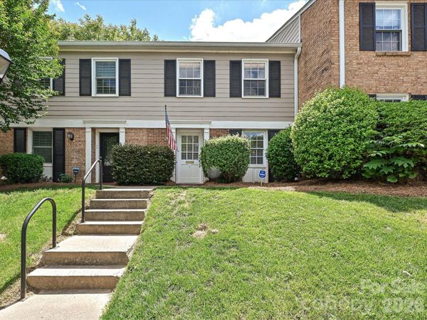 4611 Hedgemore Drive, Unit J, Charlotte, NC 28209