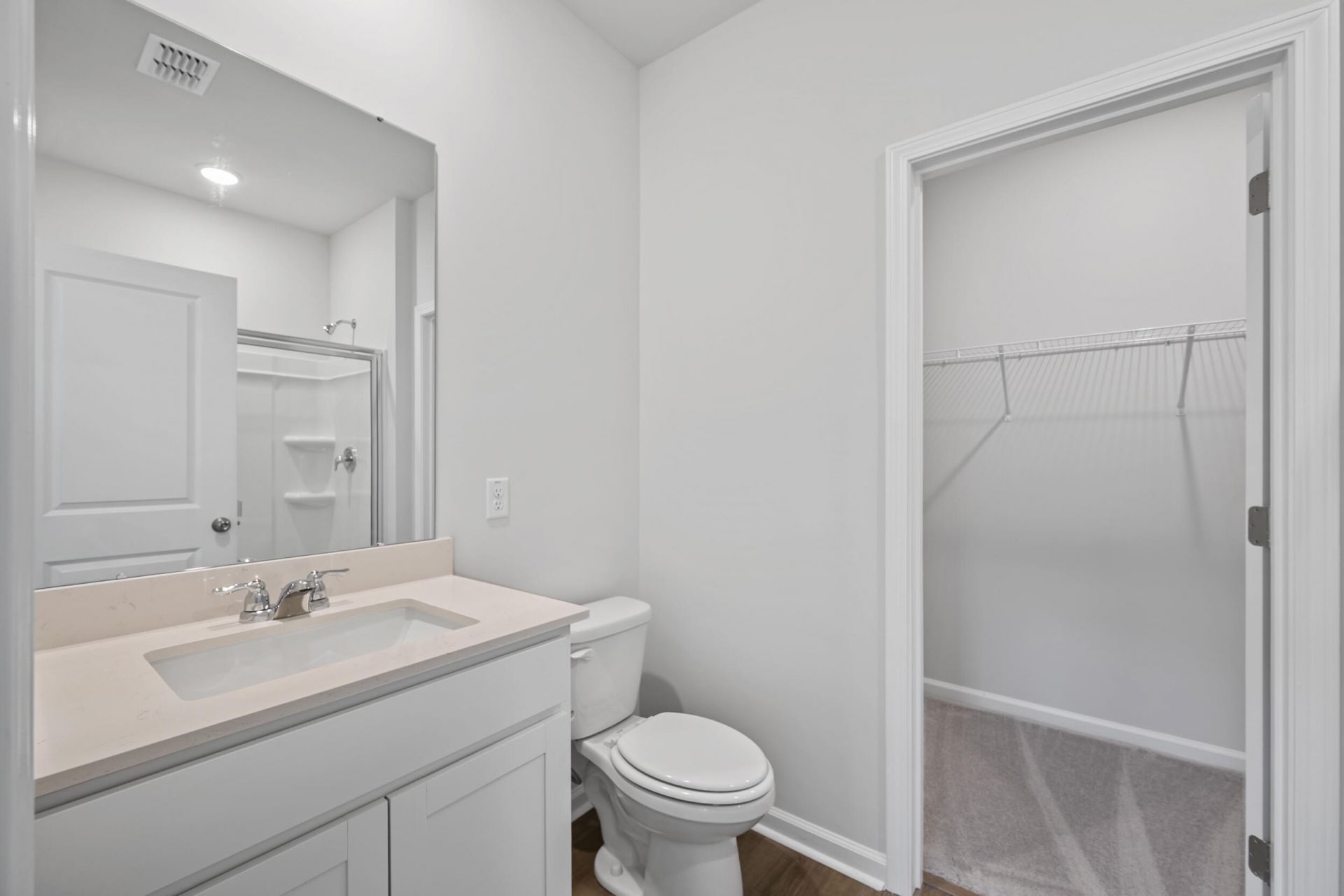 879 Meadowbrook Lane Photo 11