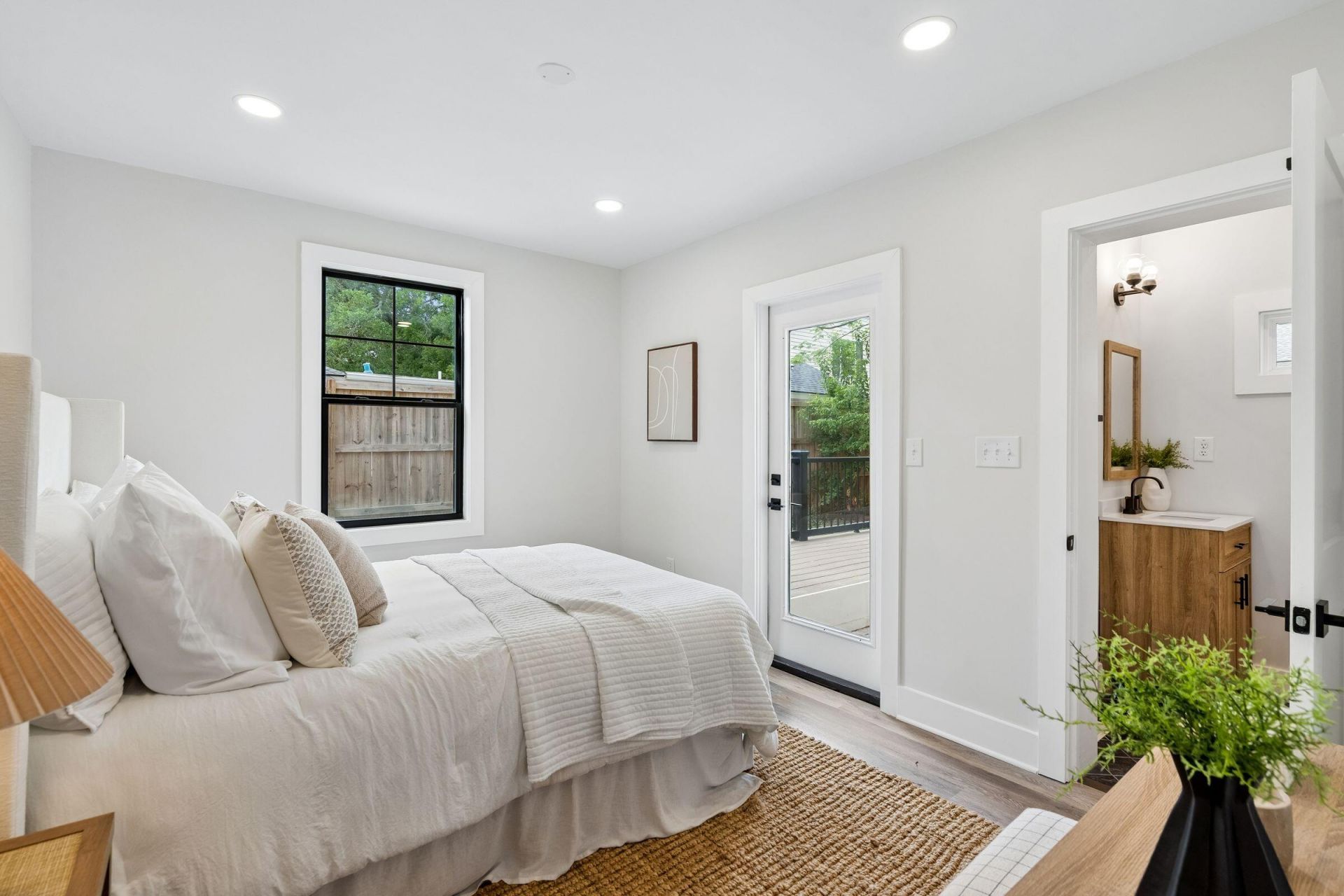 31 Campbell Drive Photo 16