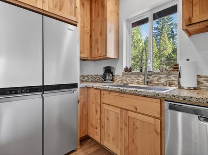 311 Osprey Loop, Lake Almanor, CA 96020 Photo