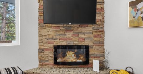 311 Osprey Loop, Lake Almanor, CA 96020 Photo