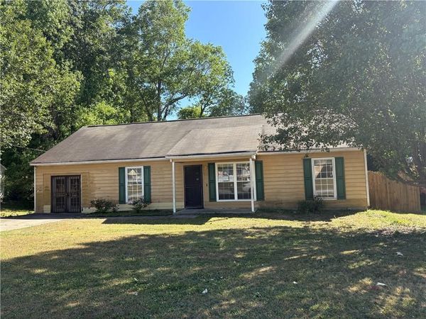 3040 Garnet Way, Atlanta, GA 30349