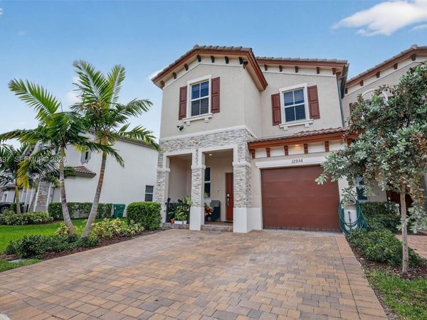 12936 NW 22nd Pl , Miami, FL 33167