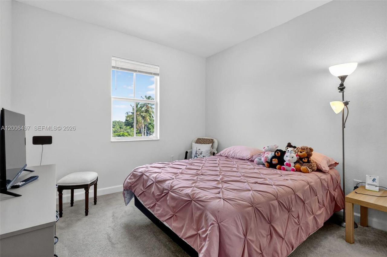 12936 NW 22nd Pl, Miami, FL 33167 Photo