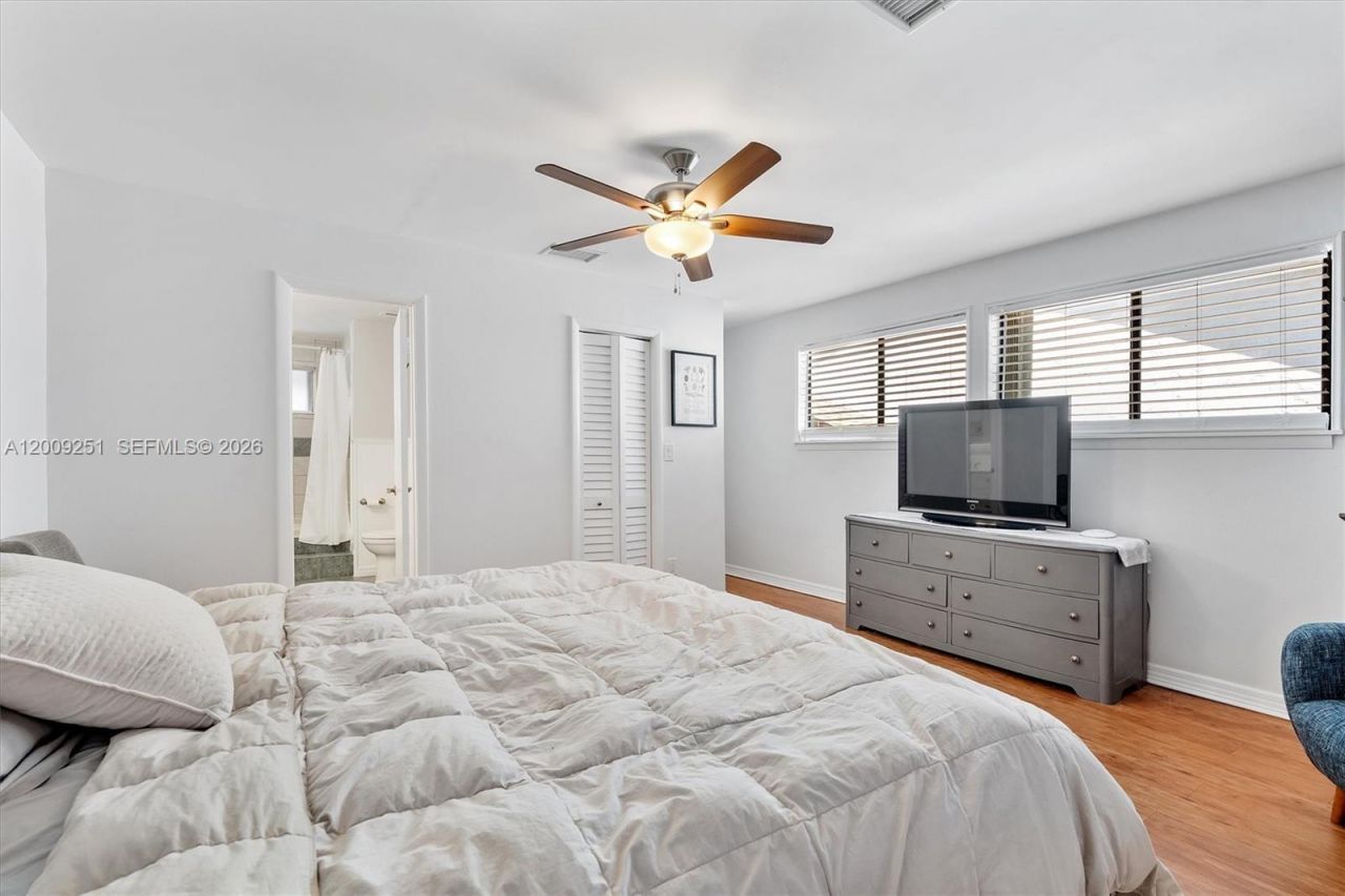 9347 SW 1st St, Unit 803, Plantation, FL 33324 Photo