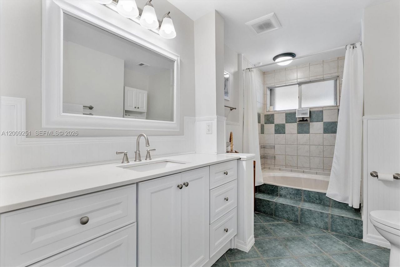 9347 SW 1st St, Unit 803, Plantation, FL 33324 Photo