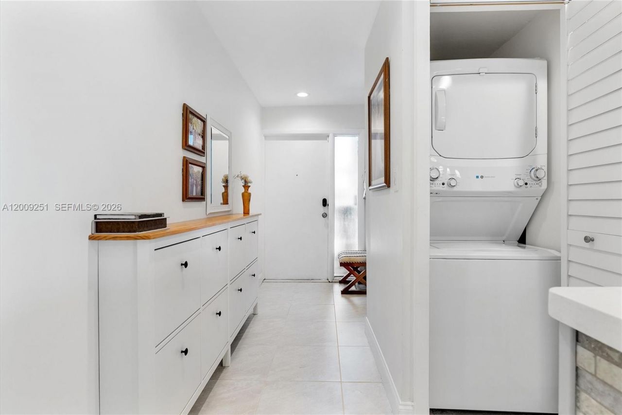 9347 SW 1st St, Unit 803, Plantation, FL 33324 Photo
